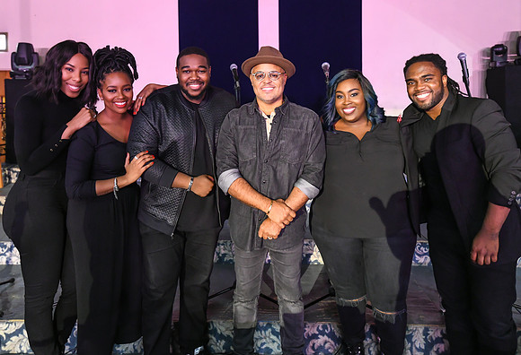 Israel Houghton0114