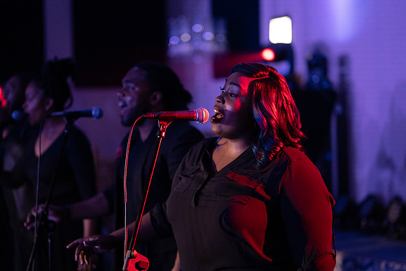 Israel Houghton0098