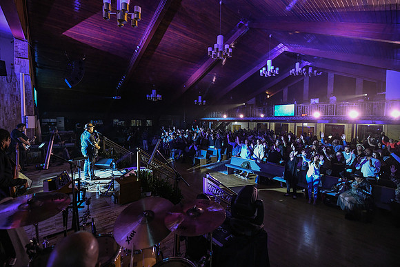 Israel Houghton0093
