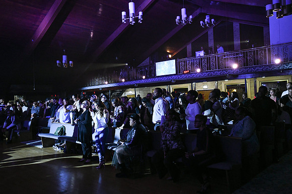 Israel Houghton0090