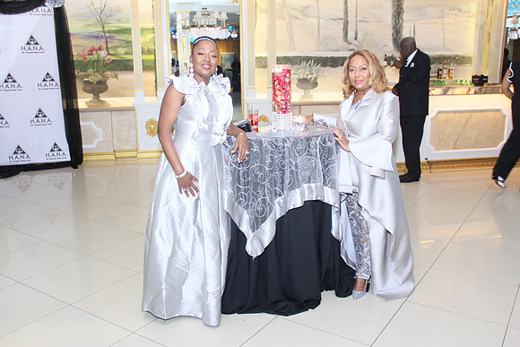 HANA (270)